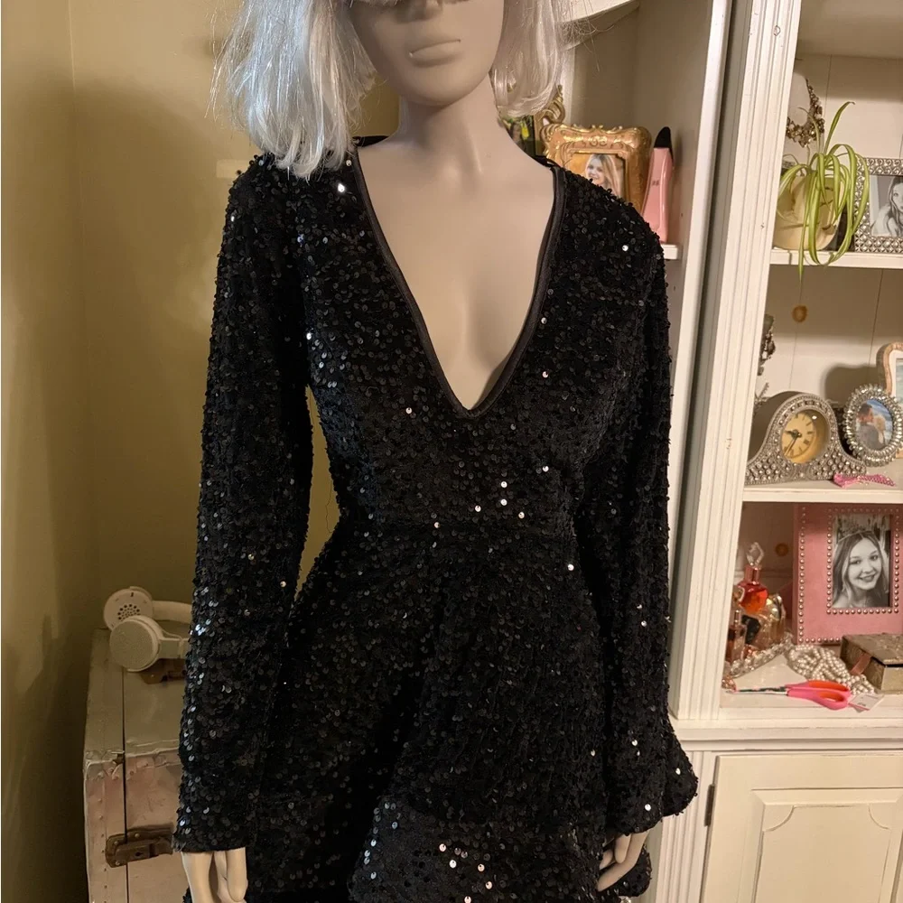 Amazon Black Sequin Long Sleeve Dress - Picture 2 of 5